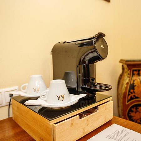 Salvator Hotel การ์โลวีวารี ภายนอก รูปภาพ
